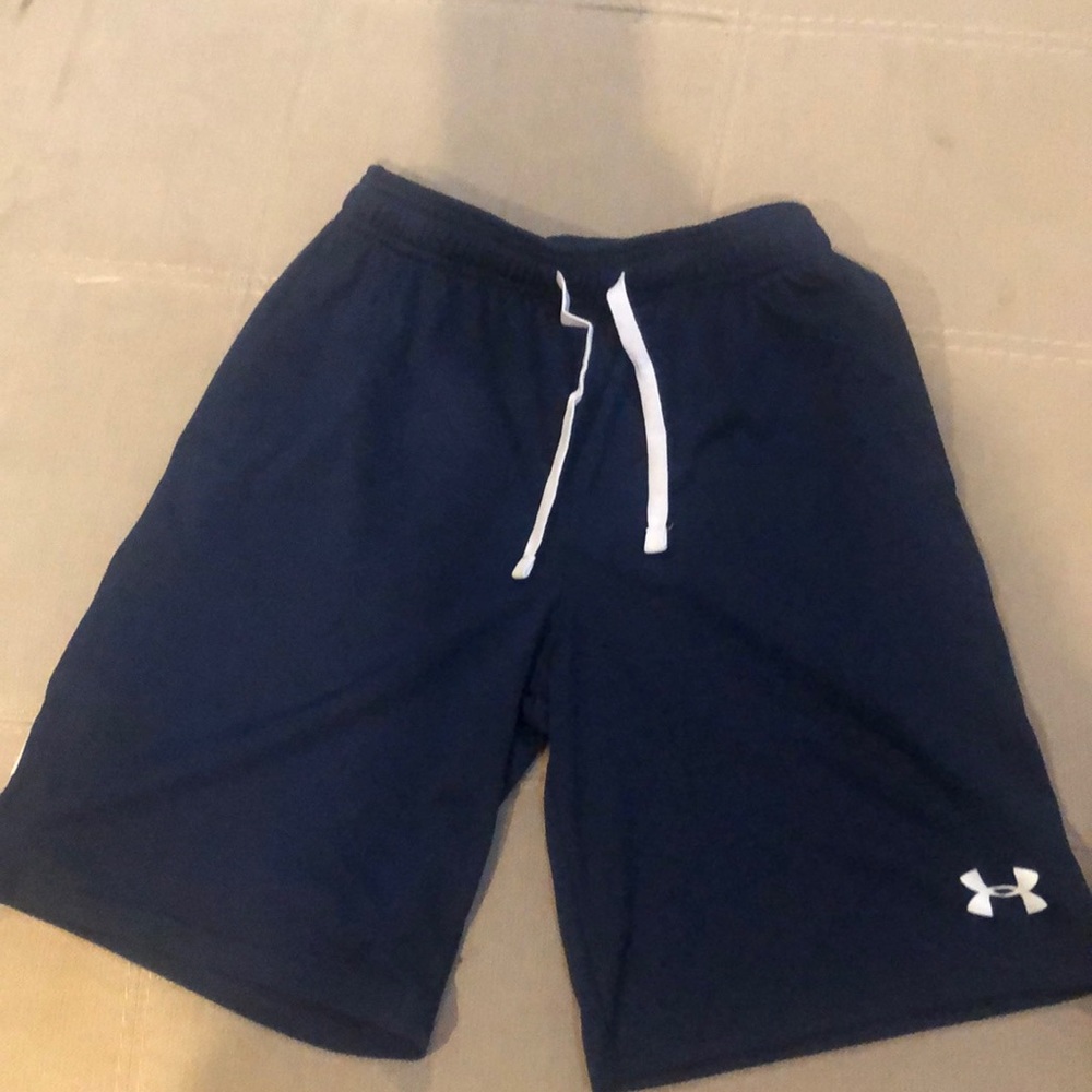 Boys Med UA shorts with pockets